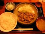 陸中屋豚肉しょうが焼定食.jpg