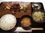サイコロステーキの鉄板焼.jpg