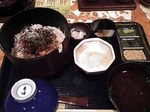 地鶏の照り焼き櫃まぶし.jpg